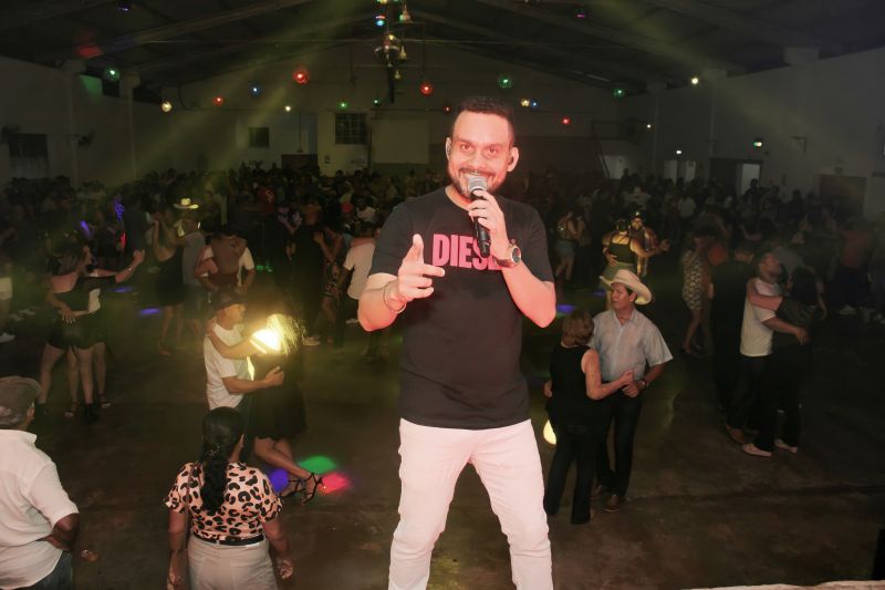 Bailão de Sábado de Aleluia do Clube Querência