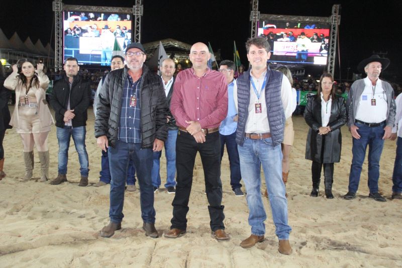 1ª Noite da Expo Itaquiraí - Parte I
