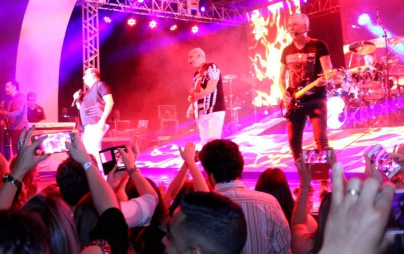 Show com a Banda Roupa Nova